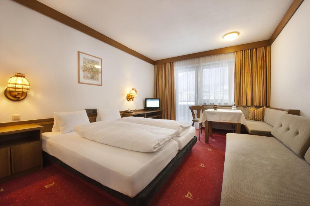 Ferienhotel Tyrol Soell Am Wilden Kaiser Kültér fotó